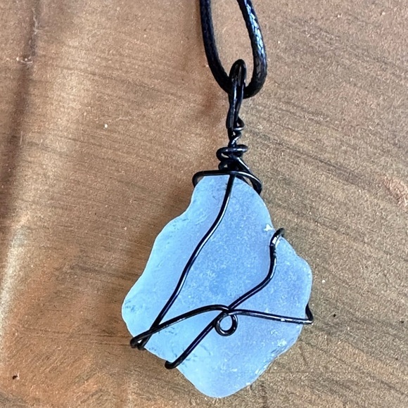 Mississippi gulf Sea Glass Pendant Necklace Wire Wrapped Artisan Handmade 4174 B - Picture 8 of 12
